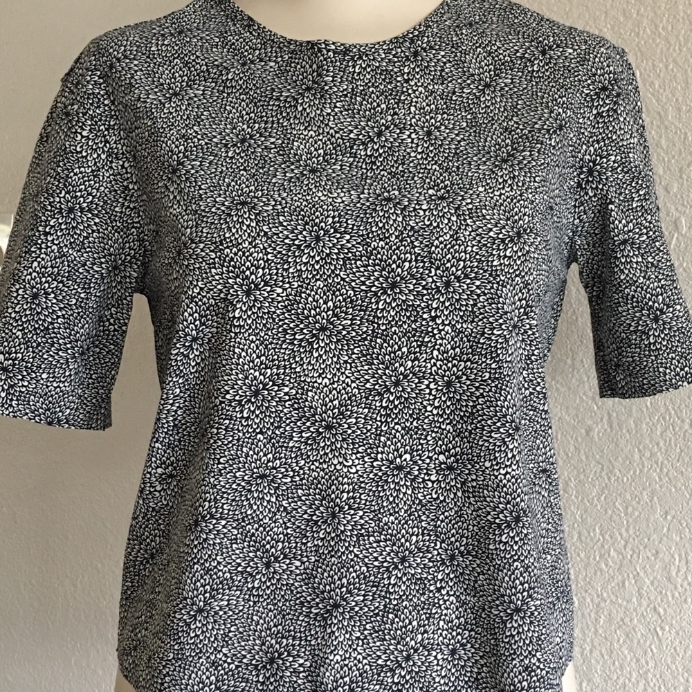 Floral Lulu Lemon Top